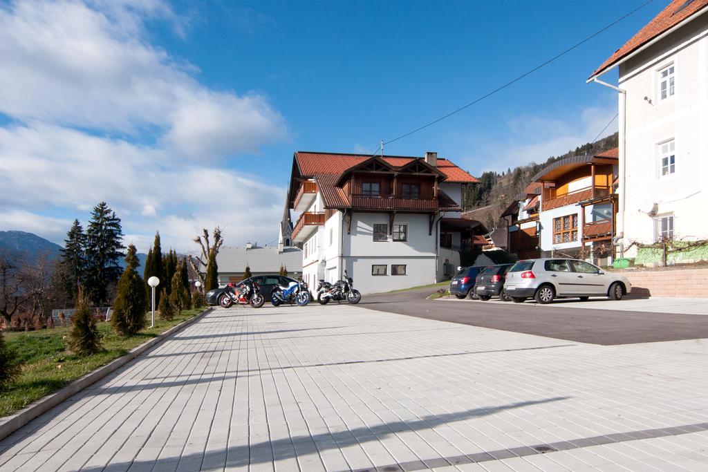 Restaurant - Pension - Café Konditorei Hassler Berg im Drautal Exterior foto